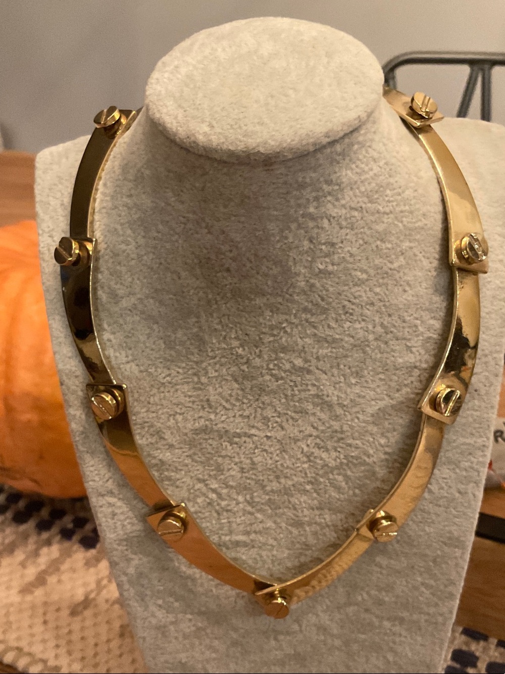 90’s Minimalist Articulated Gold Tone Collar Necklace Screw Design